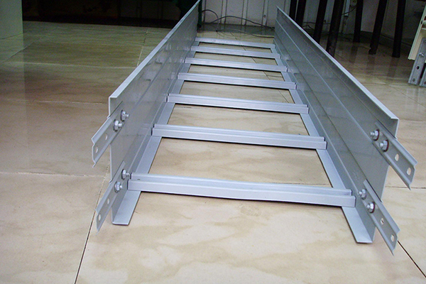 濟南電纜橋架在安裝時要應用哪些材料呢