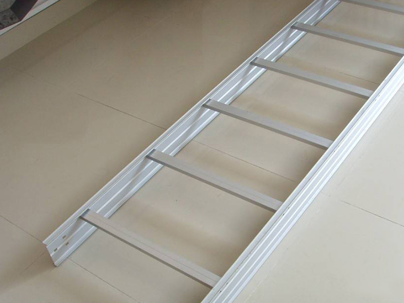 托盤式電纜橋架優(yōu)點(diǎn)與日常檢修